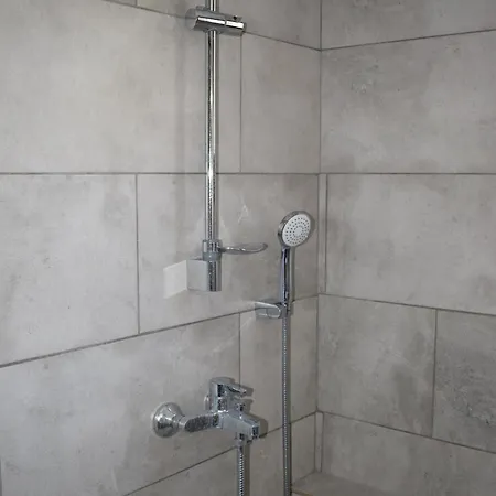 Serenity Agia Eleni بيت للعطل